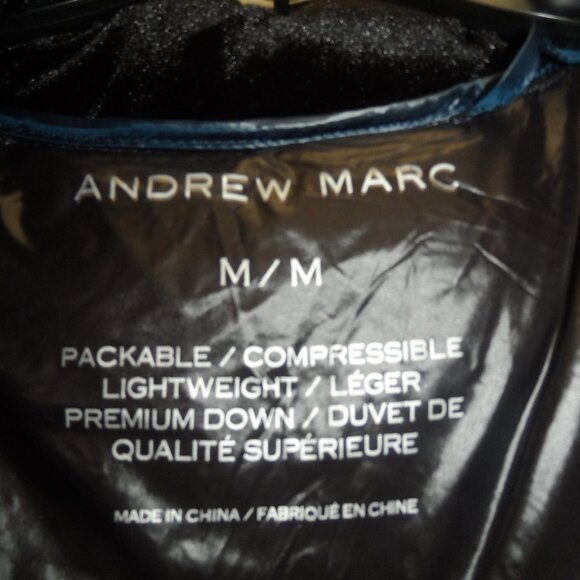 Andrew Marc-  650 fil premium down dark navy color hooded puffer coat- sz M - Picture 8 of 9